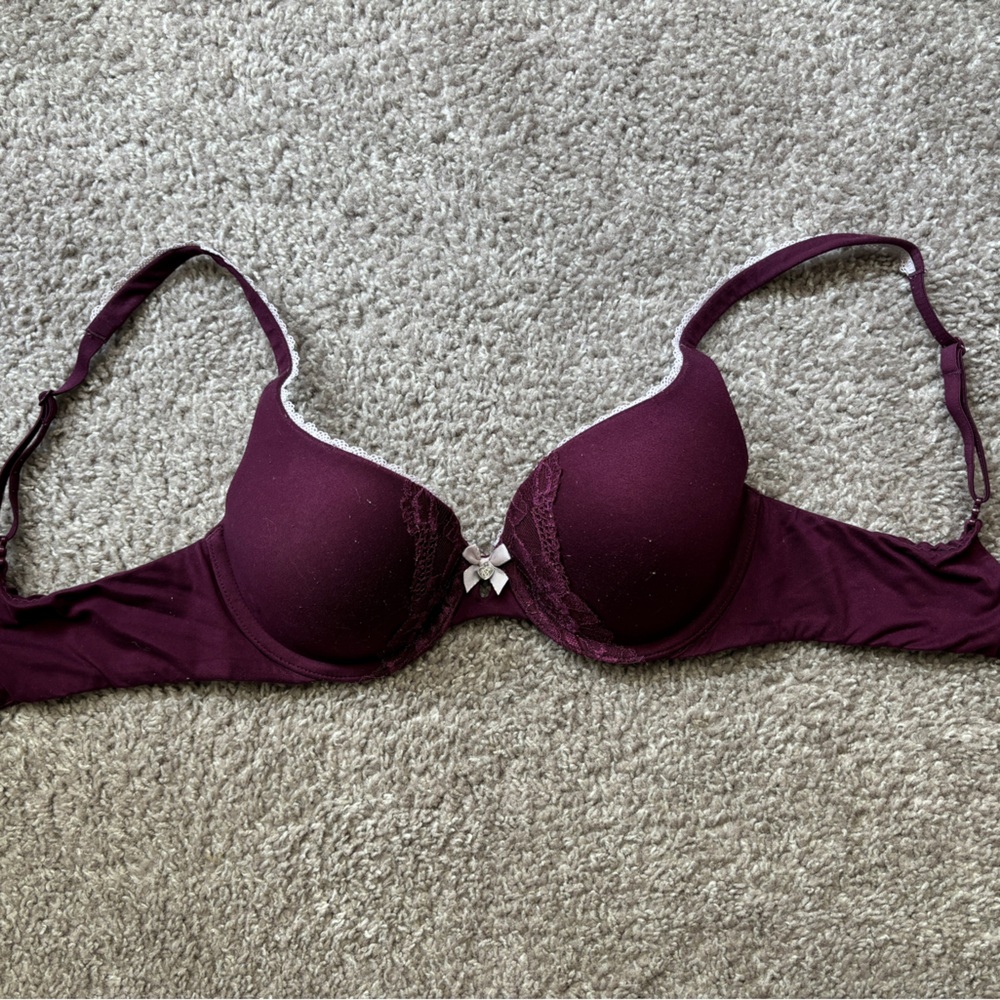 Body by Victoria’s Secret Bra